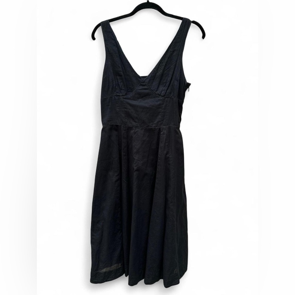 GAP Black Sleeveless V-Neck Sundress